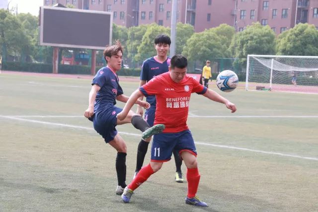 乒乓球亚锦赛10月24日战况分析：国乒女子争四强，黄友政迎战张本智和